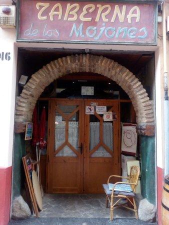 Taberna De Los Mojones