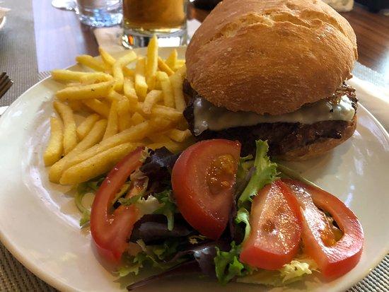 Las Valkirias Restaurant Cafeteria