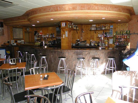 Bar Serruchi